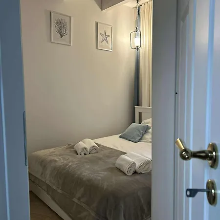 Nad Jeziorami Niedzwiady Holiday home *